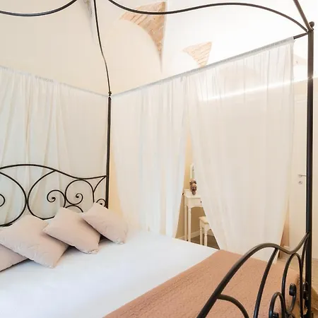 Romantic Escape Centre With Jacuzzi & Parking By Rent Côme
